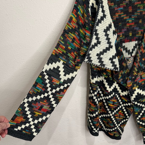 Intro. Aztec Print Cardigan Southwestern Open Front Sweater Women’s Size Medium - Picture 2 of 12